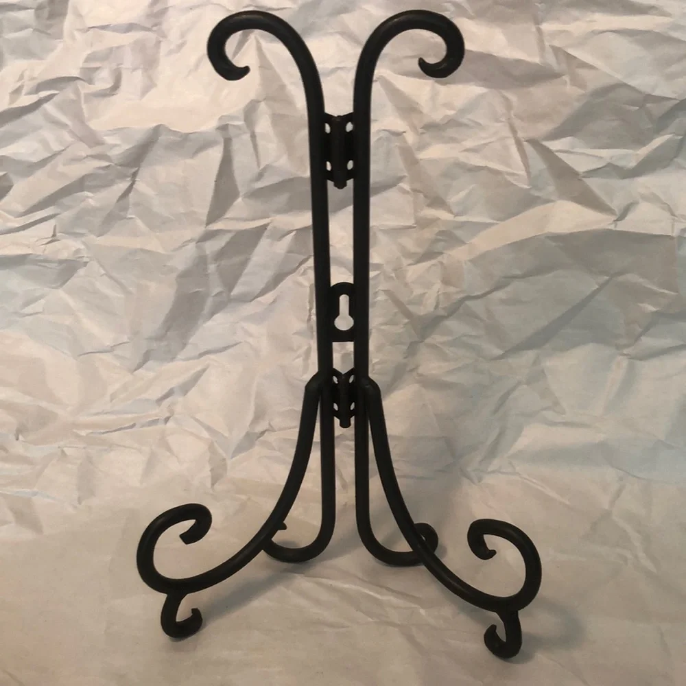 Wrough iron folding picture stand/easel 10” tall